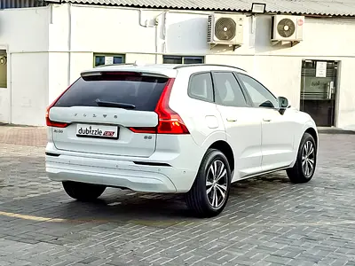 صورة 6 لـ 2022 Volvo XC60