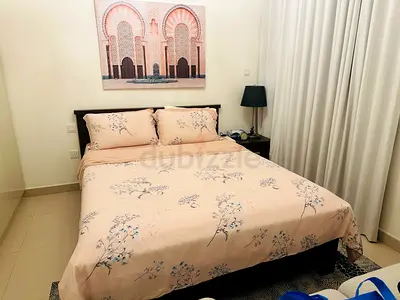 Queen Bed Set with Mattress and Nightstands