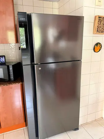 Fre_delivery Hitachi 710 litre glass door refrigerator