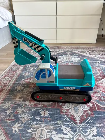 Kids Ride-On / Push Excavator Toy with Bucket and Tracks