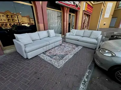 Available high quality crate & barrel lounge deep sofa 3+2 like a new