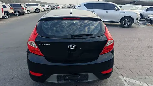 2015 Hyundai ACCENT 照片 9