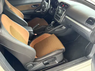 صورة 6 لـ 2012 Volkswagen SCIROCCO
