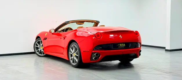 صورة مصغرة 6 لـ 2011 Ferrari CALIFORNIA