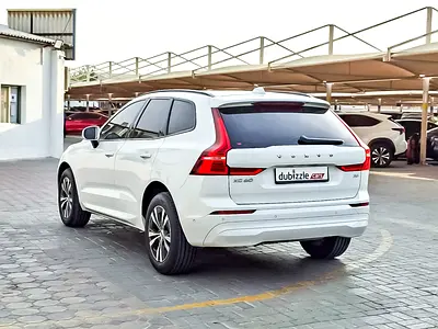 صورة 8 لـ 2022 Volvo XC60