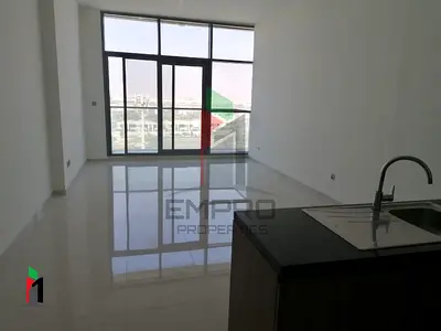 Spacious | Golf Course View | Vacant
