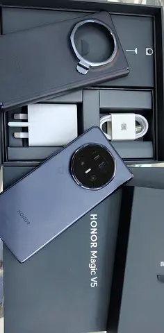 HONOR Magic V5 with accessories - Good condition