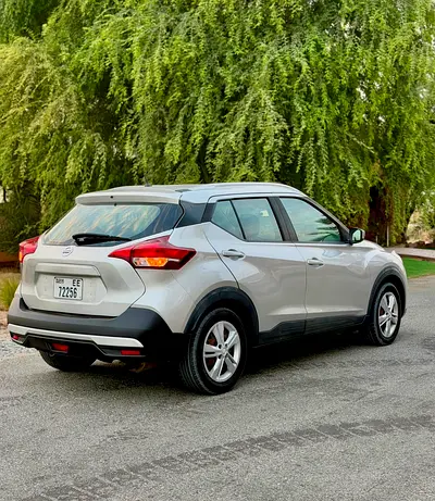 صورة 5 لـ 2020 Nissan KICKS
