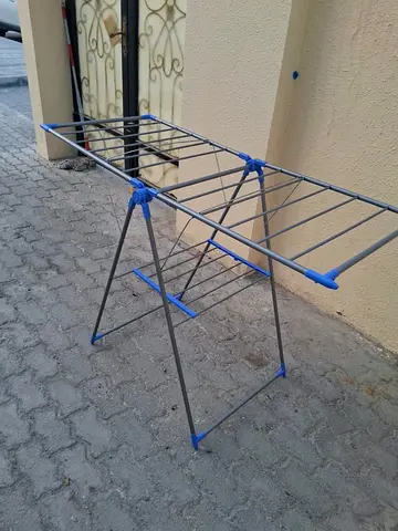 Cloth drying stand New used few times  Bought for 120 Expatriate leaving  Urgent sale