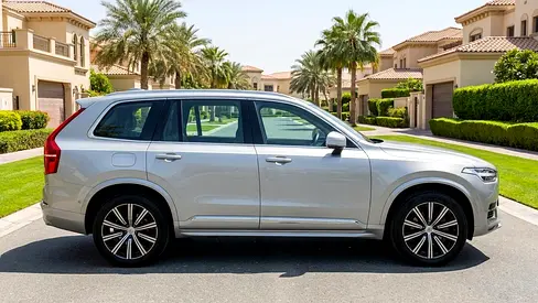 صورة 5 لـ 2023 Volvo XC90