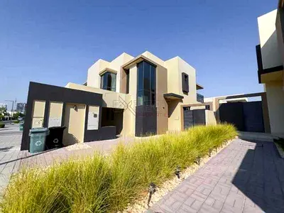 Spacious 4BR Villa | Ready to Move | Dubai Hills