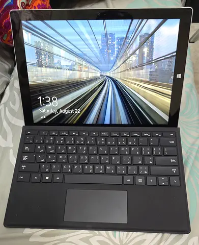 Microsoft Surface Pro 3 256GB with keyboard Cover, docking station and two pens