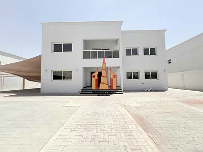 Spacious 5Bhk Villa With All master Bedrooms Balcony Garden Built in wardrobes Parking 150K
