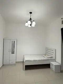 Bed space available in al jadaf