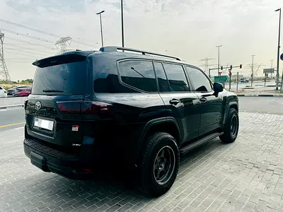 2025 Toyota LAND CRUISER 照片 2