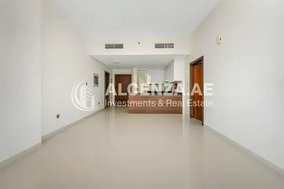 Vacant | Ready to Move In |Pool View