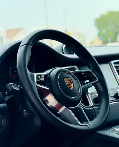 2017 Porsche MACAN 缩略图 8