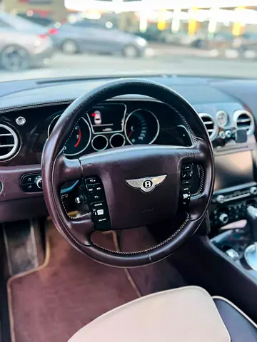 صورة مصغرة 9 لـ 2012 Bentley FLYING SPUR