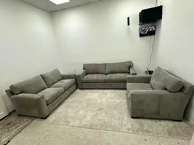 Like new condition crate&barrel Sofa set