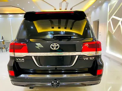 2018 Toyota LAND CRUISER 照片 8
