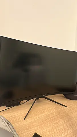 KTC 32” Curved Gaming Monitor – 180Hz QHD 2K