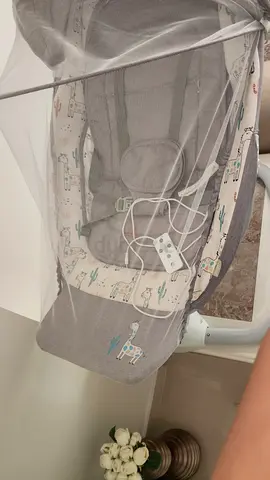 electric baby swing/rocker in good condition