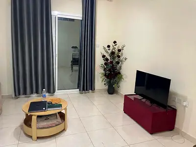 FURNISHED EXECUTIVE ROOM FOR RENT