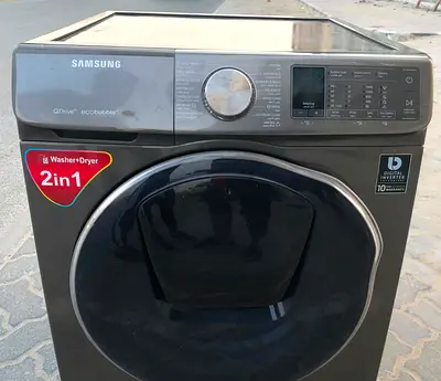 SAMSUNG washing machine 10/7kg for sale
