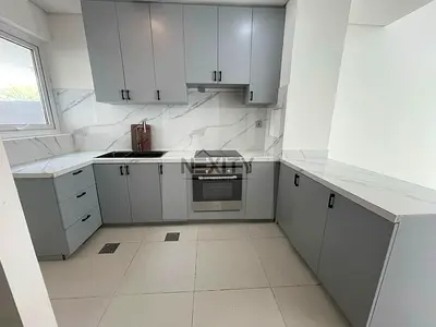 ELEGANTLY UPGRADED | 3-BEDROOM | VACANT | PRIME LOCATION