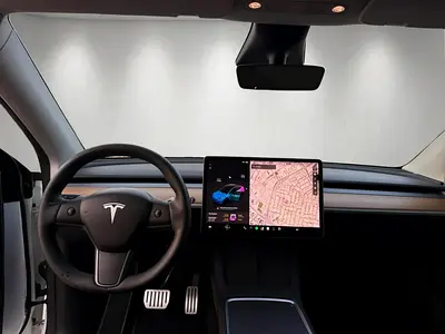 2023 Tesla MODEL Y — фото 9