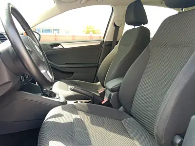 2010 Volkswagen JETTA 照片 16