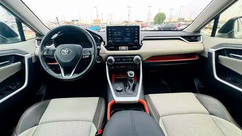 2021 Toyota RAV 4 — фото 12