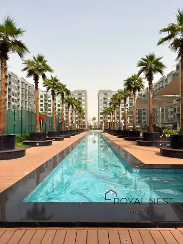 Furnished | Mid Floor | Community View