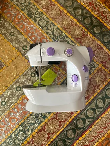 Sewing machine good condition