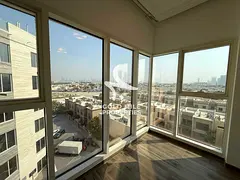 Modern Design> 2BHK+Maid> Villas Community> Pet Fraindly> Luxury Amenities