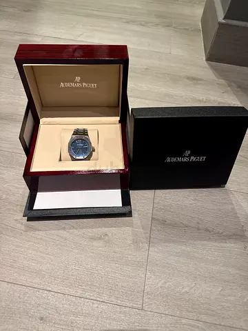 Audemars Piguet Royal Oak men's watch with original box