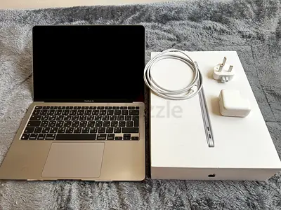 Slim Apple MB Air M1 laptop
