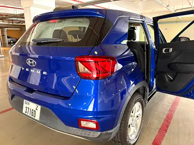 صورة 10 لـ 2022 Hyundai VENUE