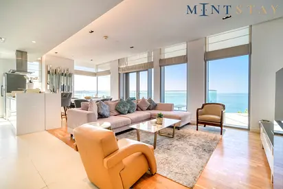 Bluewaters Escape: Ocean View and Luxury Living