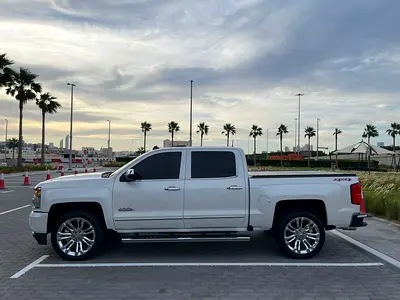 2017 Chevrolet SILVERADO 1500 照片 8