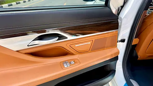 صورة مصغرة 8 لـ 2019 BMW 7-SERIES
