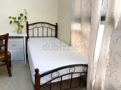Executive Bedspace Available in Karama