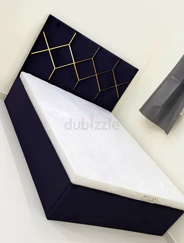 Modern Dezine Luxury Queen size 150x190 bed with Madical Matress Available
