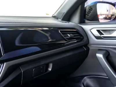 Volkswagen T-Roc R-Line, миниатюра 13