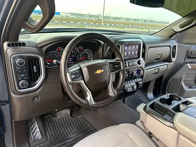 2020 Chevrolet SILVERADO 1500 照片 4