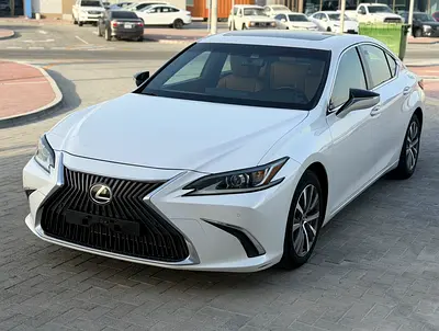 Lexus ES 350 2020 GCC Specs in perfect condition