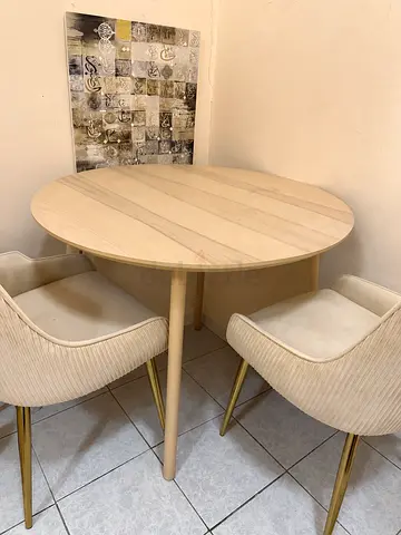 Ikea Round Light Wood Dining Table – Compact 3-4 Seater