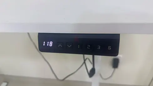 Electric Height Adjustable office Desk with Digital Control