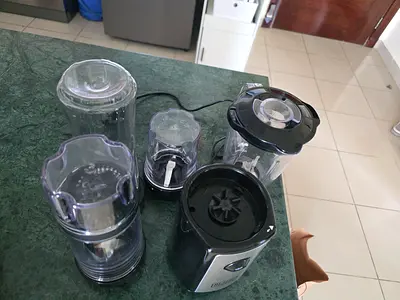 Personal blender / mixer grinder with multiple jars - barely used