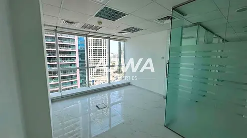 Fully Fitted | 12 Cheques | Lake View